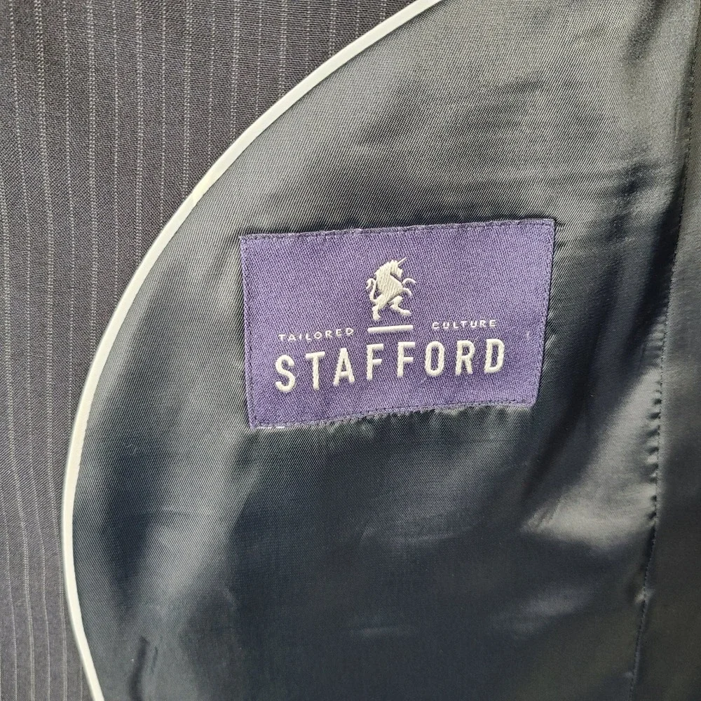Stafford Jacket Mens 44R Blue Striped Blazer Classic Fit Wool Blend Suit Coat‎